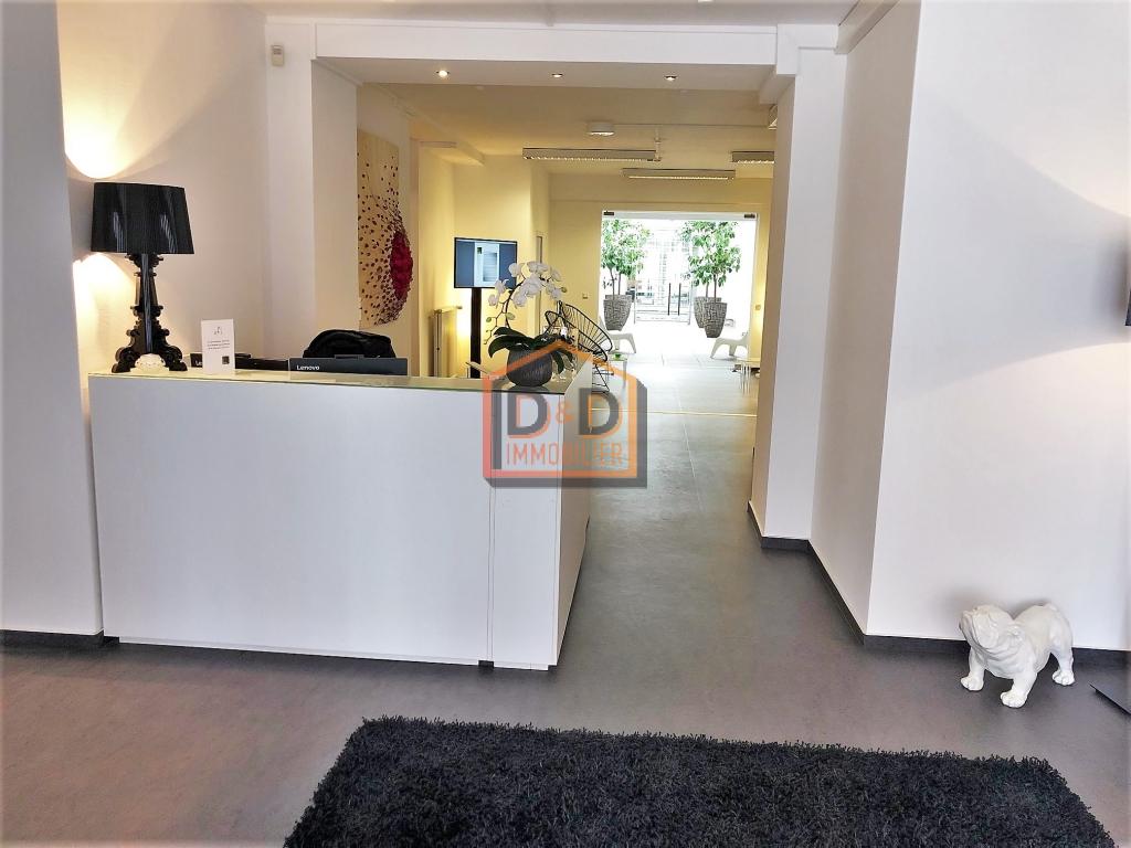 Bureau à Luxembourg-Gare, 18 m², 900 €/mois