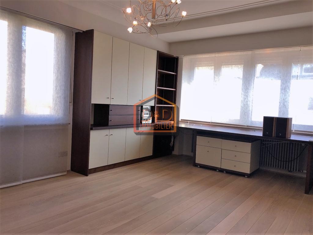 Appartement à Luxembourg-Belair, 95 m², 2 chambres, 1 salle de bain, 1 garage, 2 000 €/mois