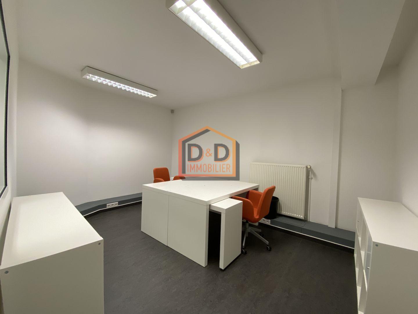 Bureau à Luxembourg-Gare, 16 m², 750 €/mois