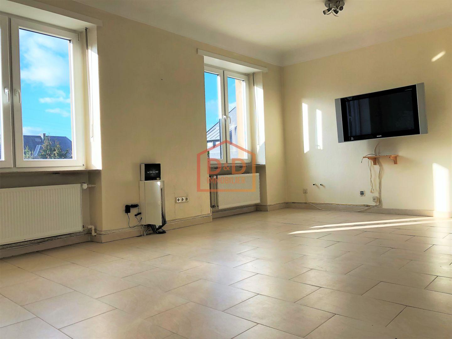 Maison à Junglinster, 345 m², 5 chambres, 1 garage, 1 409 453 €